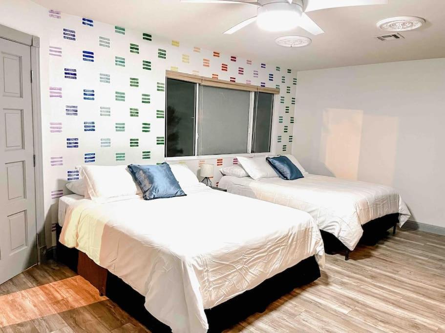 לאס וגאס *Entertainment Villa* 5Min To Strip Optional Heated Pool Jacuzzi! מראה חיצוני תמונה