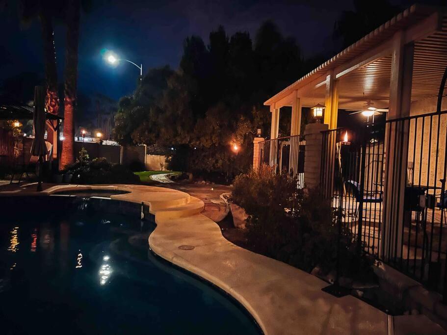 לאס וגאס *Entertainment Villa* 5Min To Strip Optional Heated Pool Jacuzzi! מראה חיצוני תמונה